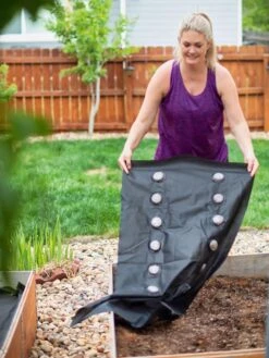 SeedSheets Organic Vegetable Garden, Easy Breezy Caprese, 4' X 8' -Green Leaf Tools & Supplies Sales Store 8613295 10V